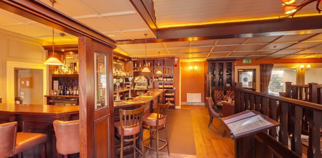 Comentarii opinii despre Byrne & Woods Bar & Restaurant