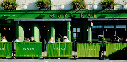 Guy's Seafood Bar Clifden