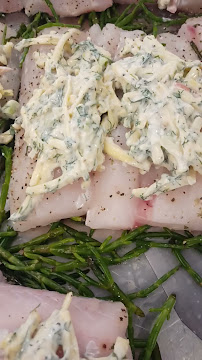 Comentarii opinii despre Rene Cusack Fishmonger