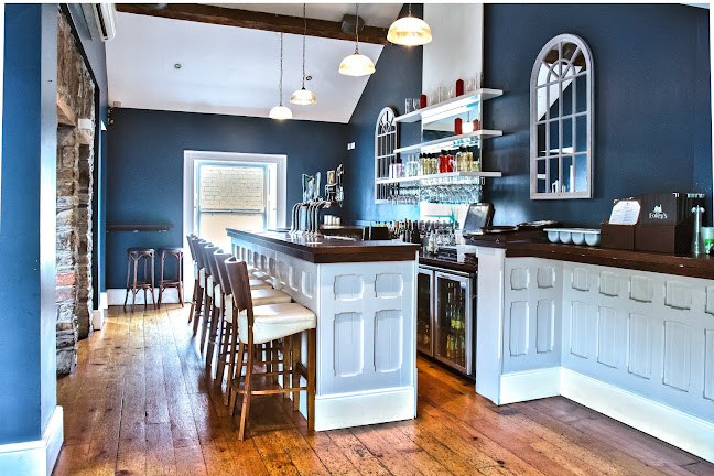 Foley's on The Mall - Hospitality and gastronomy