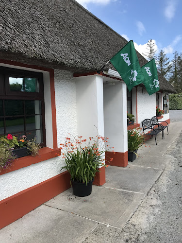 Comentarii opinii despre The Thatch Bar