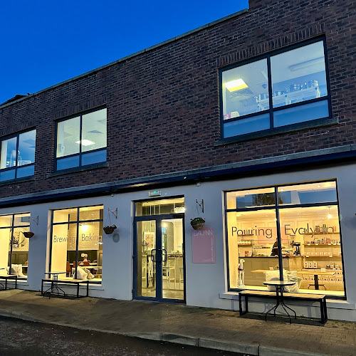 Evalynn Coffee - Hospitality and gastronomy