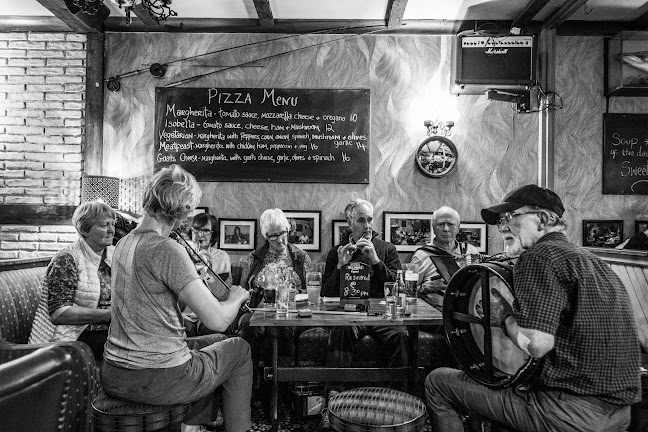 Bofey Quinns Bar & Restaurant - Corofin