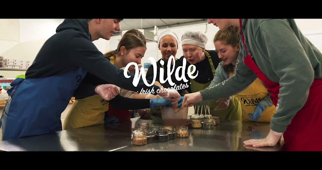 Opinii despre Wilde Irish Chocolates - Chocolate Factory, Hot Chocolate Cafe& Coffee Dock & Chocolate Shop în Tuamgraney - Hospitality and gastronomy