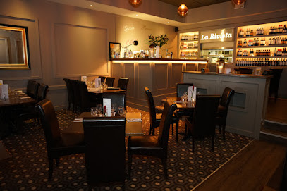 La Rivista Restaurant & Market