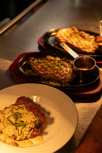 Mo’s Restaurant - Hospitality and gastronomy