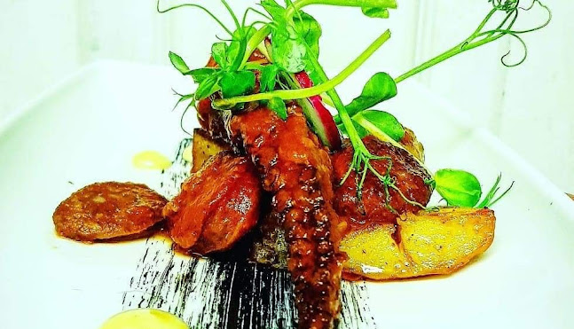 19 Middle St, Galway, H91 RX76