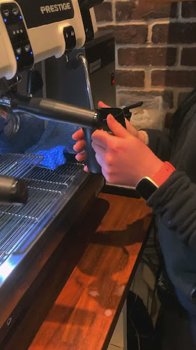 Comentarii opinii despre Bare Pantry Cafe