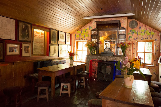 Corcoran's Bar & Next Door Off-Licence - Hospitality and gastronomy