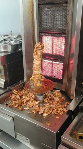 Remix pizza and kebab - Hospitality and gastronomy