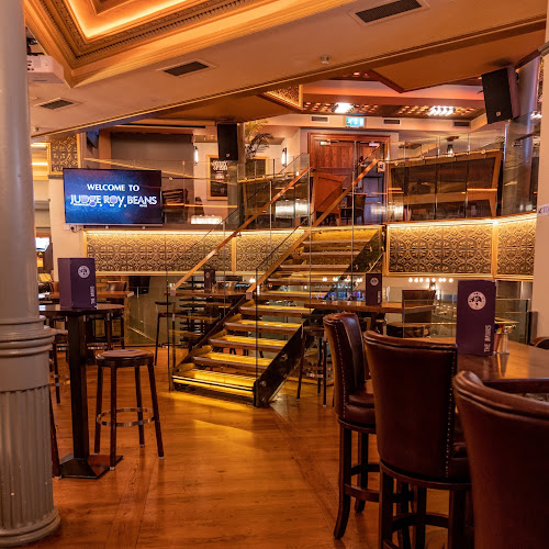 Comentarii opinii despre Judge Roy Beans