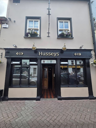 Husseys Bar