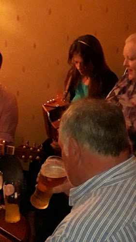 Opinii despre Healy's Bar în Ballycastle - Hospitality and gastronomy