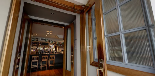 Comentarii opinii despre The Burnaby Pub & Restaurant