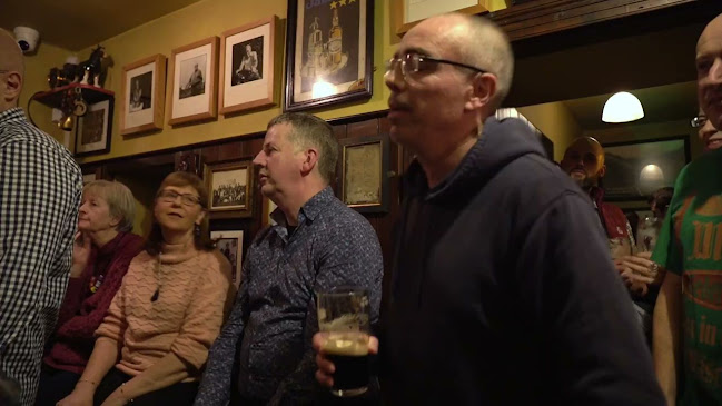 Comentarii opinii despre O'Loclainn's Irish Whiskey Bar