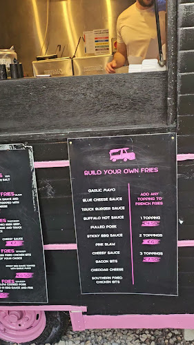 Comentarii opinii despre Phoenix Yard Market