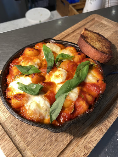 Opinii despre Hanna's Market & Café în Fermoy - Hospitality and gastronomy