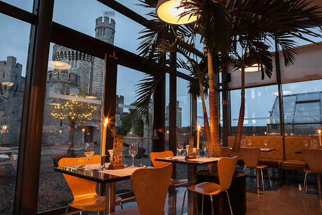 Comentarii opinii despre The Castle Blackrock - Neighbourhood Restaurant