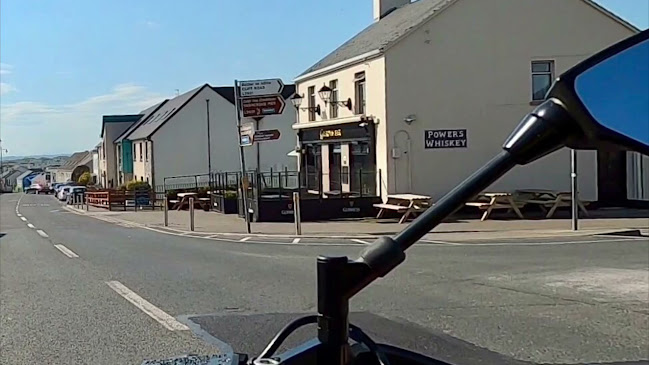 Opinii despre Gilroy's Bar în Enniscrone - Hospitality and gastronomy