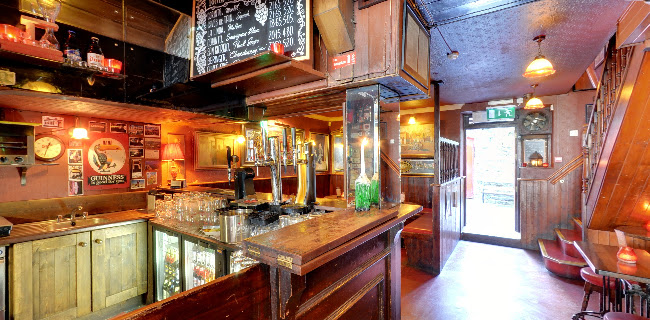 Opinii despre Tom Collins' Bar în Limerick - Hospitality and gastronomy