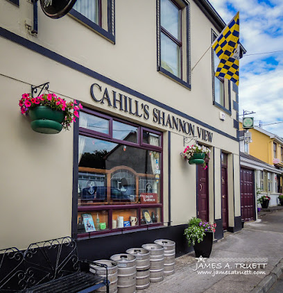 Cahill's Shannon View, Pub with accommodation