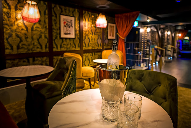 101 - Hospitality and gastronomy