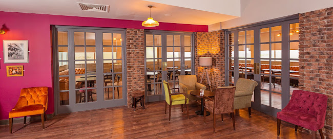 Off The Bone Gastropub