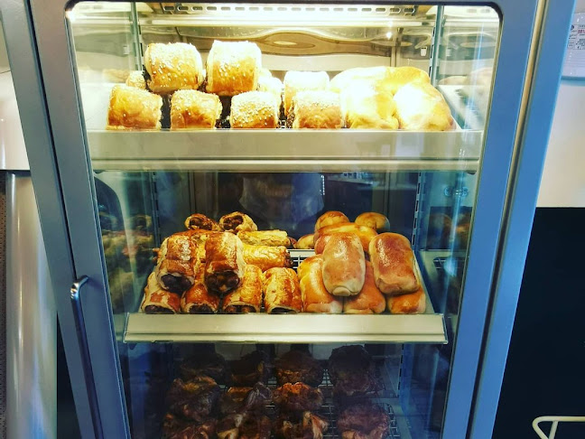 Arán Deli & Bakery - Hospitality and gastronomy