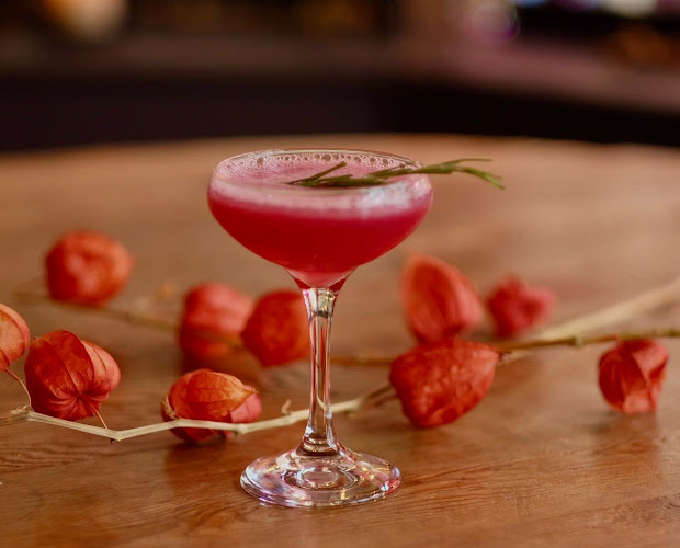 15 High St, Galway, H91 AY6P