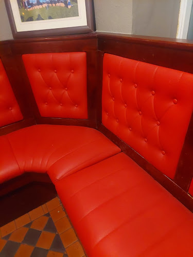 Dowling's Bar. 45 O'moore St. - Hospitality and gastronomy