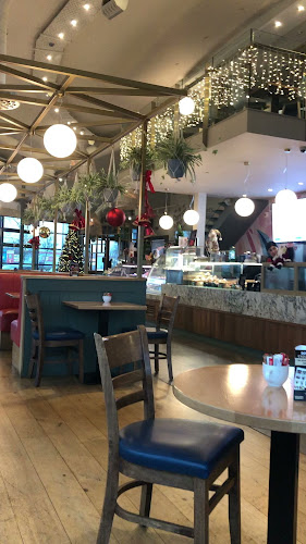 Esquires - The Organic Coffee Co (Airside)