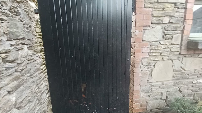 Opinii despre The Hollywood Inn în Hollywood - Hospitality and gastronomy