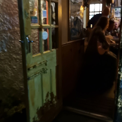 Comentarii opinii despre Andersons Thatch Pub