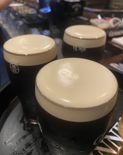 The Block Malone's Pub - Hospitality and gastronomy