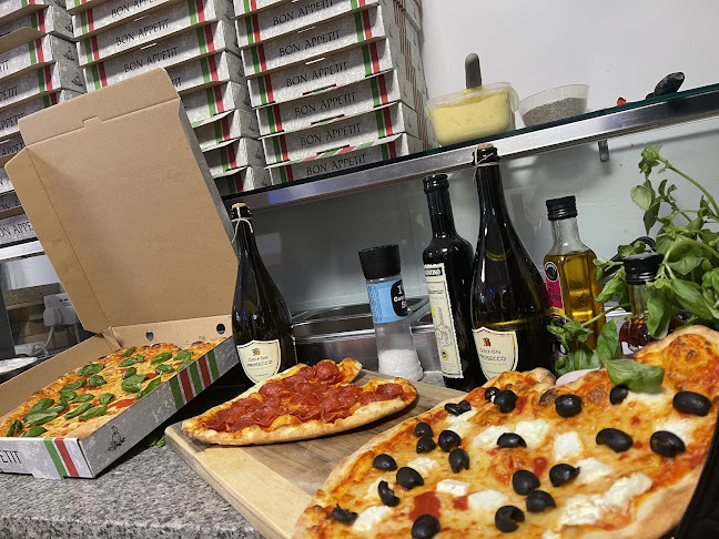 Giannis’s takeaway, Main St, Kylebeg Or Banagher, Banagher, Co. Offaly, R42 EY61