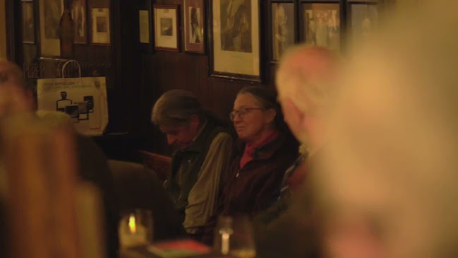 O'Loclainn's Irish Whiskey Bar - Hospitality and gastronomy