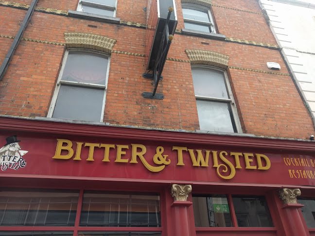 Comentarii opinii despre Bitter & Twisted