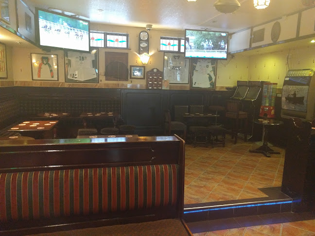 Ollie's Bar - Hospitality and gastronomy