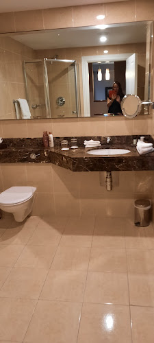 Muckross Rd, Poulnamuck, Killarney, Co. Kerry, V93 RT22