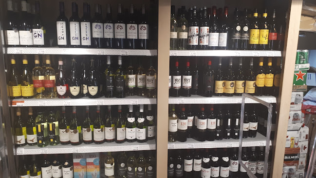 Walsh's Bar & Grocery - Hospitality and gastronomy