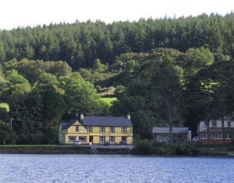 Cronin's Bar & Cafe. - Hospitality and gastronomy