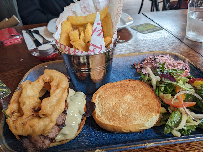 Comentarii opinii despre Hennessy's