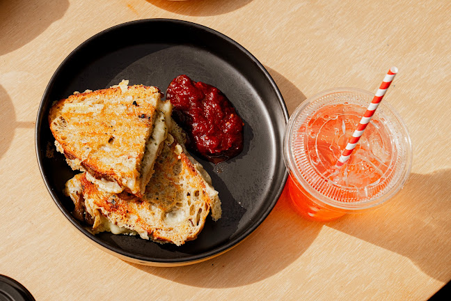 Comentarii opinii despre Catalyst Coffee - Beach