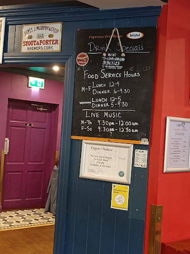 Joe Watty's Pub & Seafood Bar