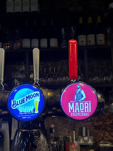 Comentarii opinii despre Son of a Bun