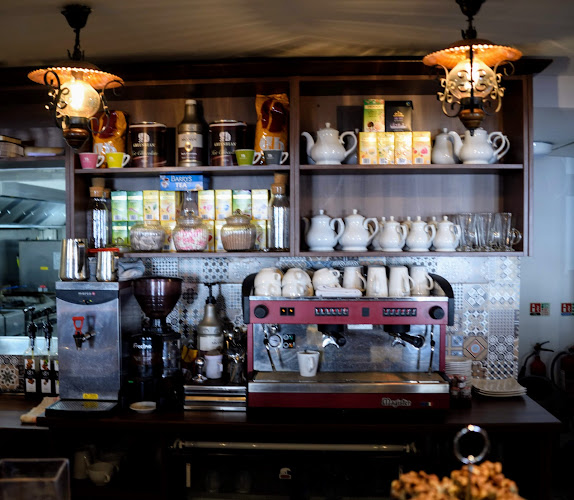 Opinii despre The Narrow Quarter Bistro & Coffeehouse în Kerrykeel - Hospitality and gastronomy