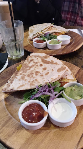 Lemon Leaf Cafe Bar & Townhouse - Hospitality and gastronomy