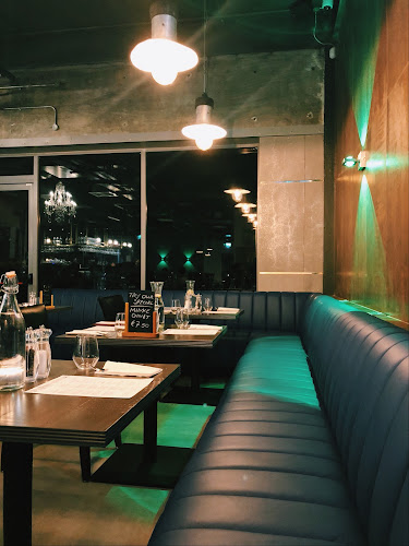 Comentarii opinii despre Kirbys @The Whale's Tail Restaurant