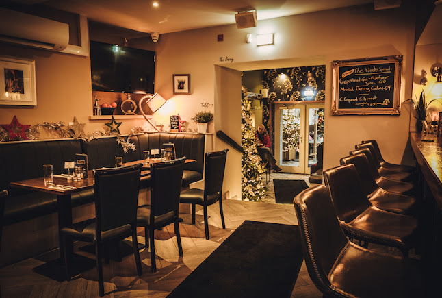 Castle St, Dungarvan, Co. Waterford, X35 E192