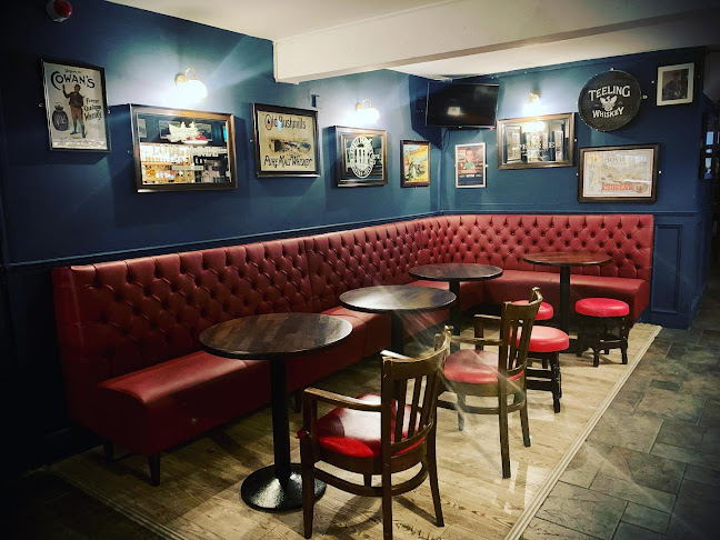 Montgomery's Whiskey Bar - Hospitality and gastronomy